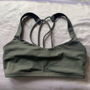 lululemon free to be bra size 2